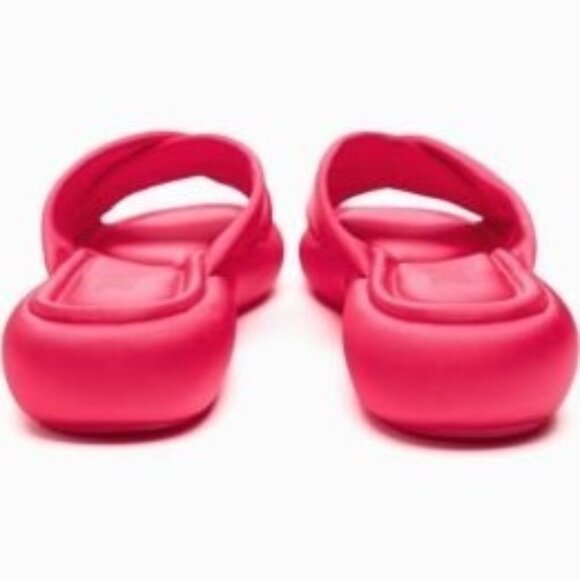 Zara Criss Cross Flat Sandals - Picture 6 of 6